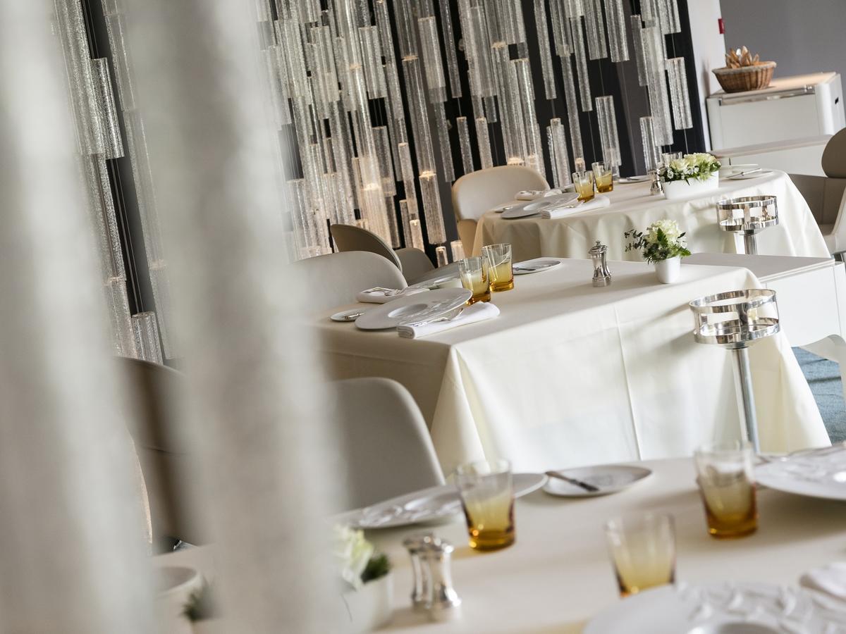 Hotel Des Berges, Restaurant Gastronomique & Spa Іляезерн Екстер'єр фото